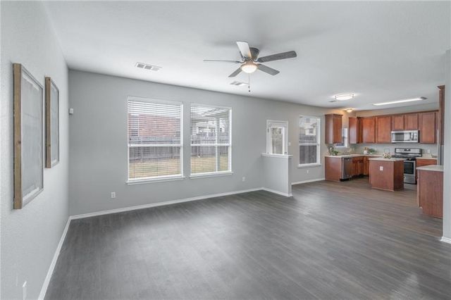 11012 Crazy Well DR, Austin, TX 78717