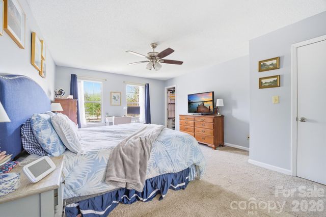 11001 Fox Mill Lane, Charlotte, NC 28277