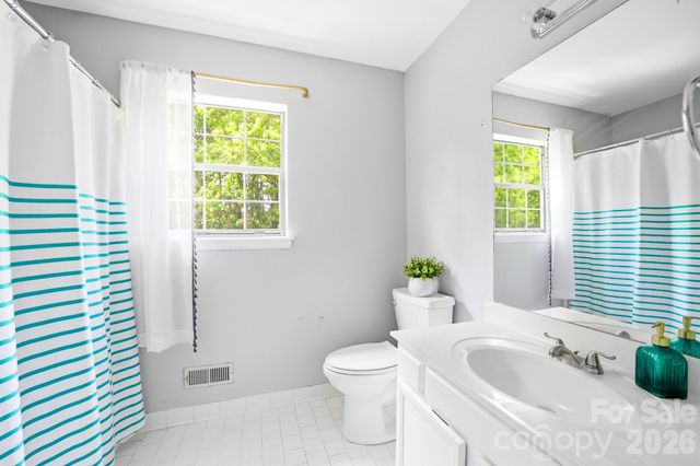 11001 Fox Mill Lane, Charlotte, NC 28277