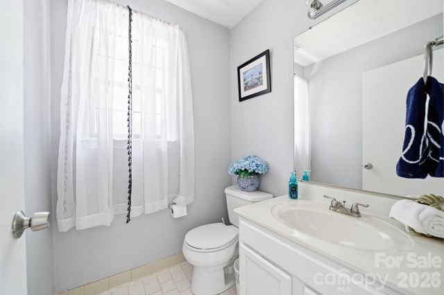 11001 Fox Mill Lane, Charlotte, NC 28277