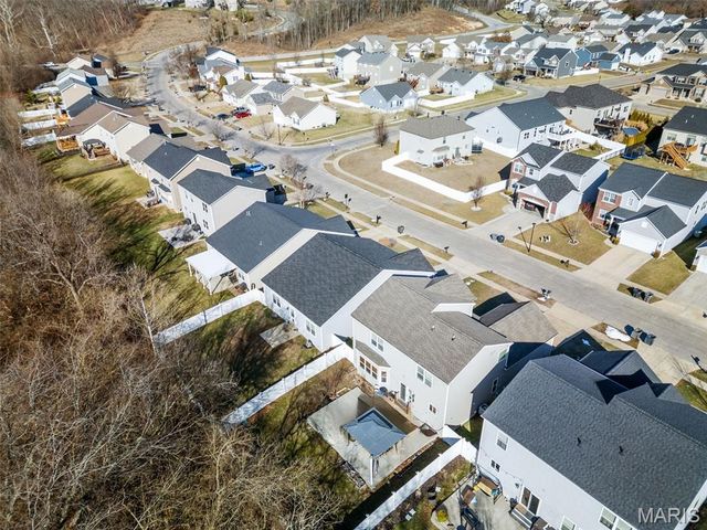 226 Flint Brook Drive, O'fallon, MO 63366