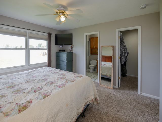 53322 Rolling Meadow Boulevard, Paw Paw, MI 49079