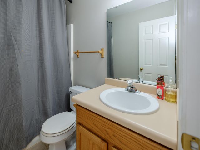 53322 Rolling Meadow Boulevard, Paw Paw, MI 49079