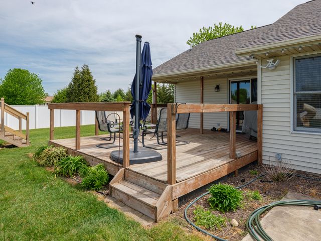 53322 Rolling Meadow Boulevard, Paw Paw, MI 49079