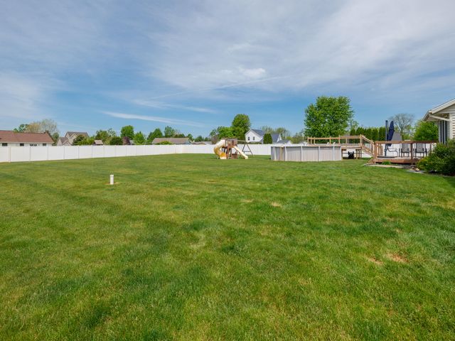 53322 Rolling Meadow Boulevard, Paw Paw, MI 49079
