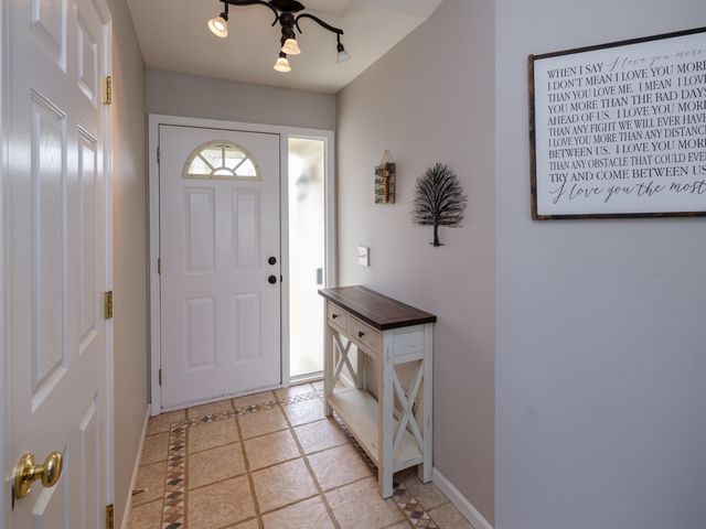 53322 Rolling Meadow Boulevard, Paw Paw, MI 49079