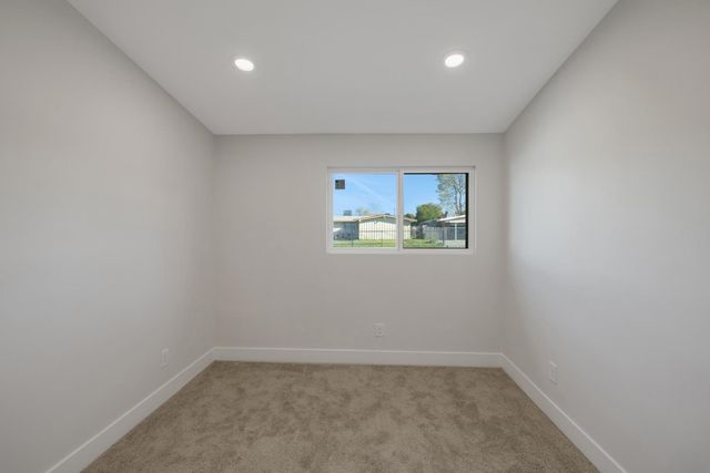 3628 Floral Dr, North Highlands, CA 95660