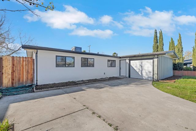 3628 Floral Dr, North Highlands, CA 95660