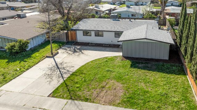 3628 Floral Dr, North Highlands, CA 95660