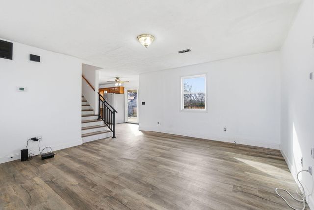 577 S Lucas Street, Junction City, KY 40440