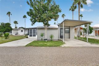 2217 Bobolink Circle W, Palmview, TX 78572