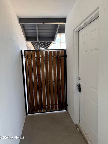 1434 E JARVIS Avenue, Mesa, AZ 85204