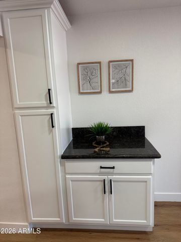 1434 E JARVIS Avenue, Mesa, AZ 85204