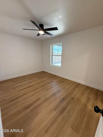 1434 E JARVIS Avenue, Mesa, AZ 85204