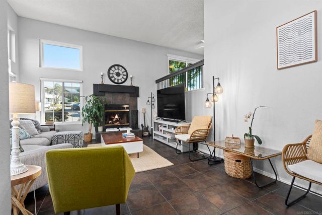 8896 Highwood Dr C, San Diego, CA 92119