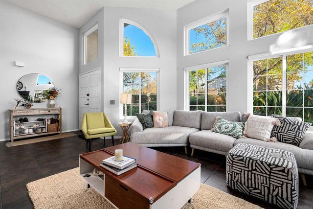 8896 Highwood Dr C, San Diego, CA 92119