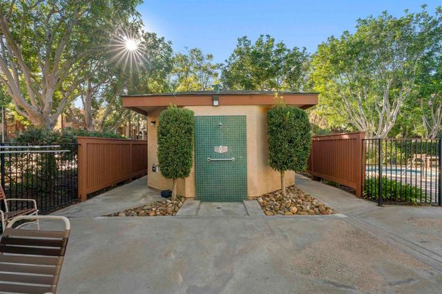 8896 Highwood Dr C, San Diego, CA 92119