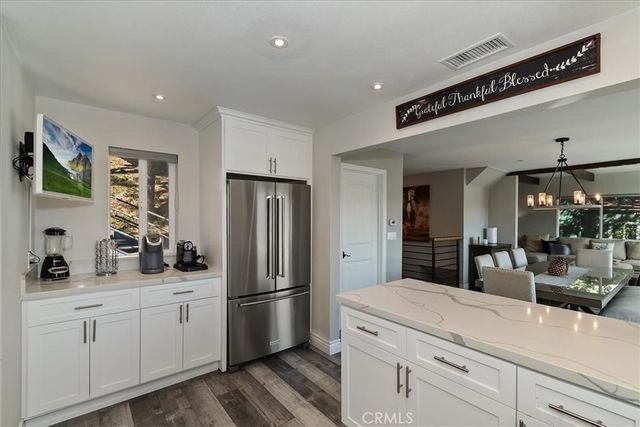 27565 North Bay Rd, Lake Arrowhead, CA 92352