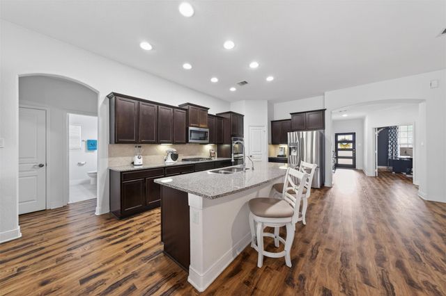 9905 White Oak Lane, Brookshire, TX 77423