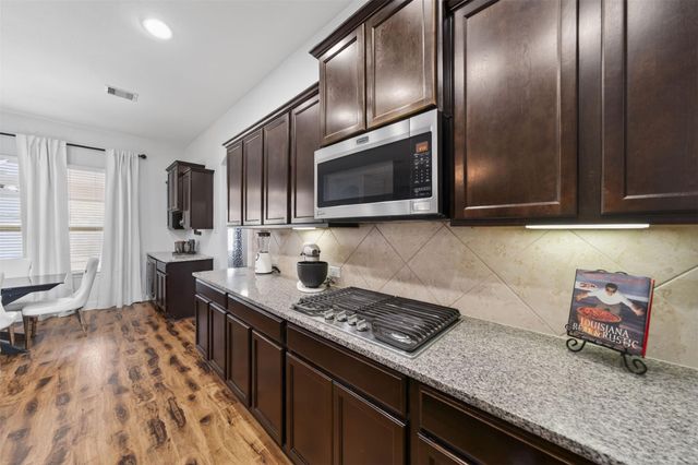 9905 White Oak Lane, Brookshire, TX 77423