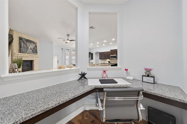 9905 White Oak Lane, Brookshire, TX 77423