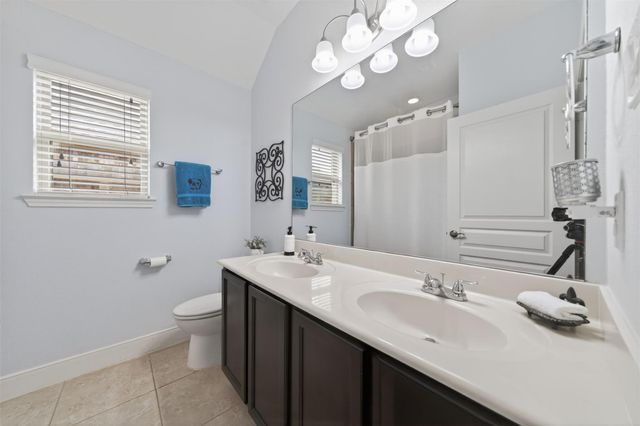 9905 White Oak Lane, Brookshire, TX 77423
