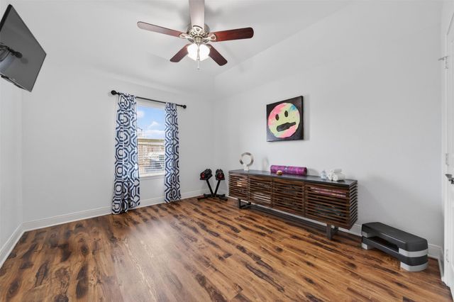 9905 White Oak Lane, Brookshire, TX 77423