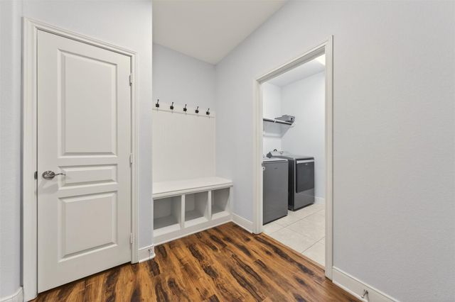 9905 White Oak Lane, Brookshire, TX 77423