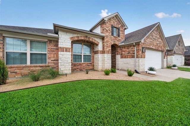 9905 White Oak Lane, Brookshire, TX 77423