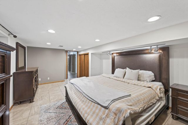 12092 Butternut Street NW, Coon Rapids, MN 55448