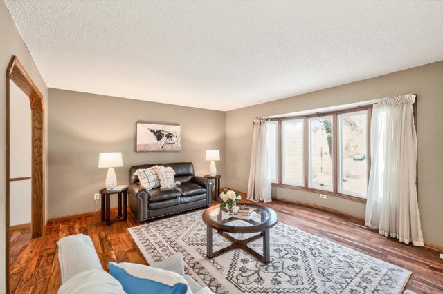 12092 Butternut Street NW, Coon Rapids, MN 55448