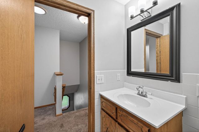 12092 Butternut Street NW, Coon Rapids, MN 55448