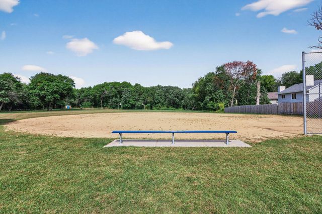 12092 Butternut Street NW, Coon Rapids, MN 55448