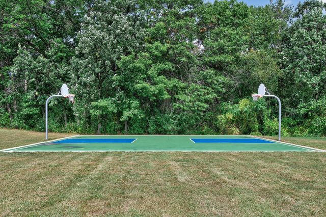 12092 Butternut Street NW, Coon Rapids, MN 55448