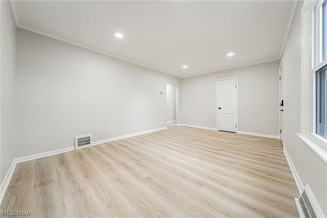 6333 W 130th Street, Parma Heights, OH 44130