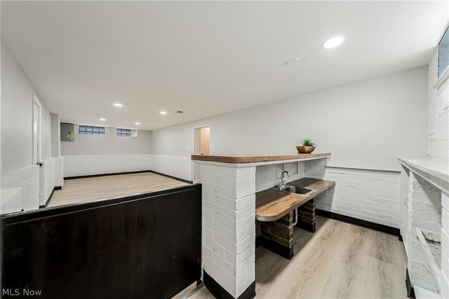 6333 W 130th Street, Parma Heights, OH 44130