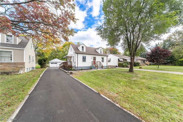 6333 W 130th Street, Parma Heights, OH 44130