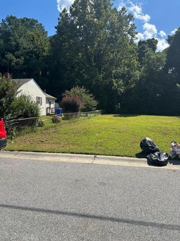 111 Charlotte AVE, Suffolk, VA 23434