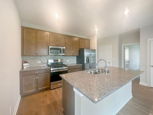 4657 Chelmsford Drive, Newburgh, IN 47630