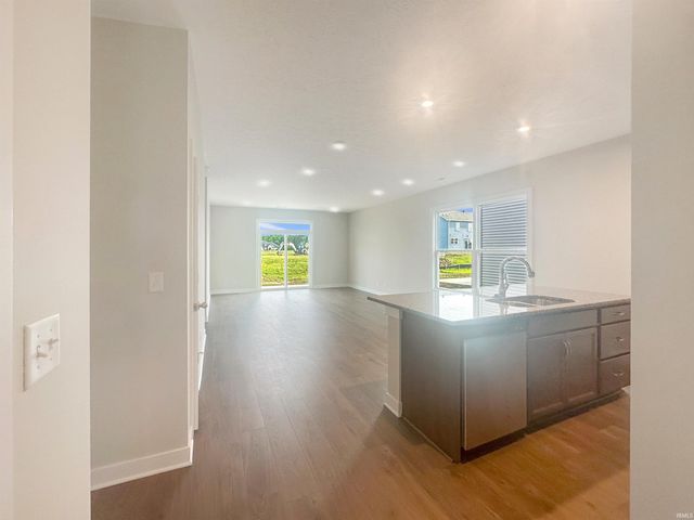 4657 Chelmsford Drive, Newburgh, IN 47630