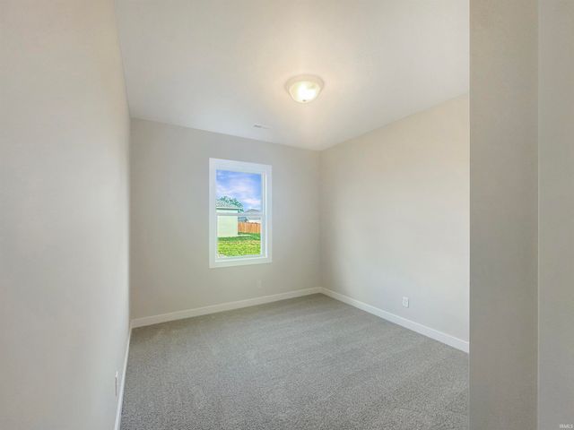 4657 Chelmsford Drive, Newburgh, IN 47630