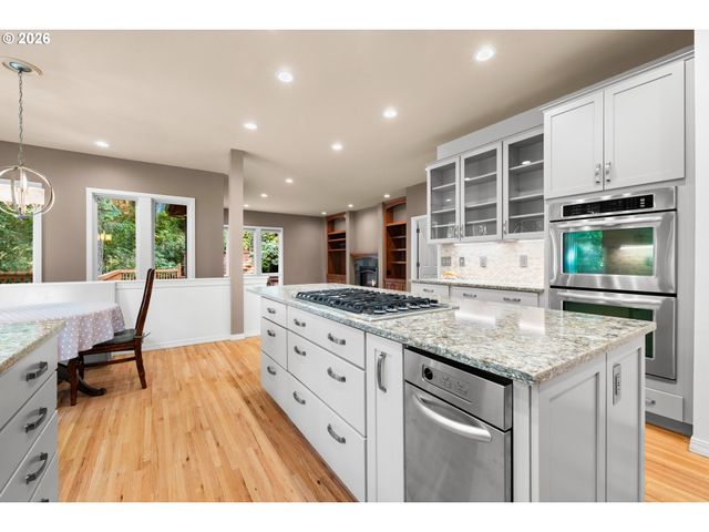 15845 Sw CARDINAL Loop, Beaverton, OR 97007