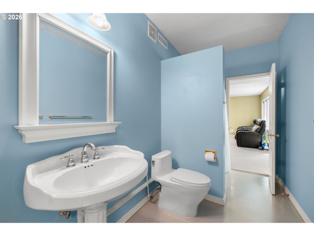 15845 Sw CARDINAL Loop, Beaverton, OR 97007