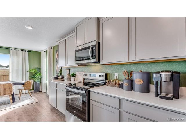 715 Ayrshire Rd, Johnstown, CO 80534