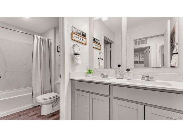 715 Ayrshire Rd, Johnstown, CO 80534