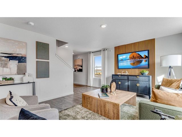 715 Ayrshire Rd, Johnstown, CO 80534