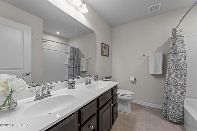 324 Sunny Lake Road, Moyock, NC 27958