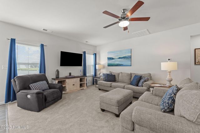 324 Sunny Lake Road, Moyock, NC 27958
