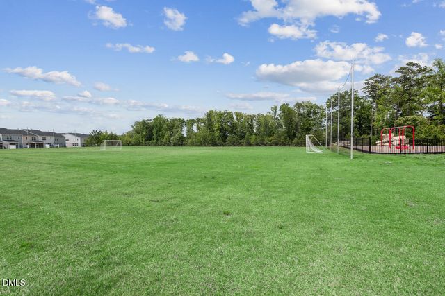 2032 Abbeyhill Drive 100, Raleigh, NC 27610