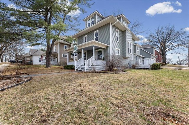 501 E Shawnee Street, Paola, KS 66071